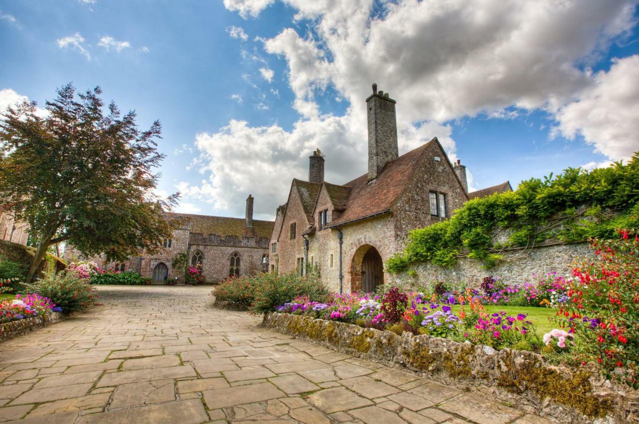 Lympne Castle Cottages Hythe  Exterior photo